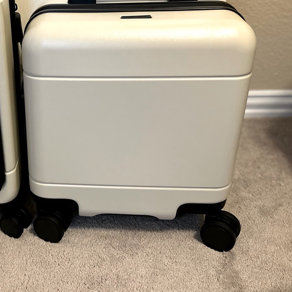 Calpak Hue NEW MINI Linen Luggage  NWT